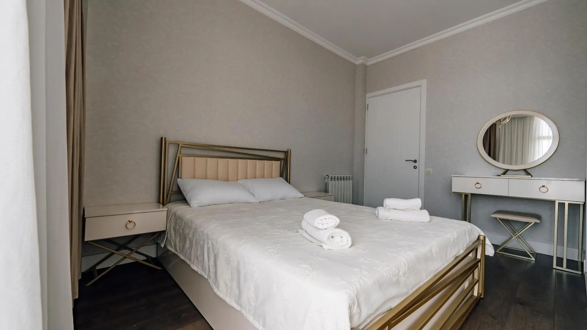 Modern 3-Story Private House Apartman Tbiliszi Grúzia